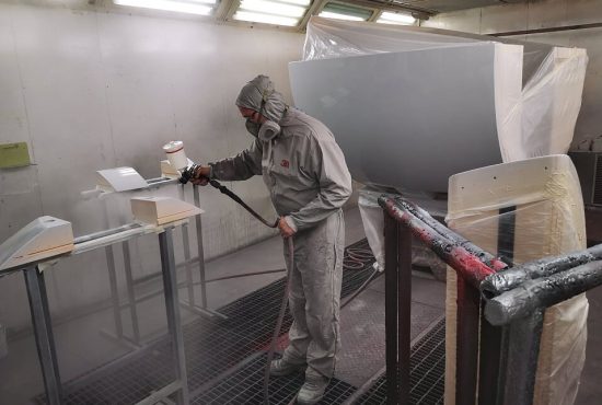 avtoličarstvo plut industrijsko barvanje